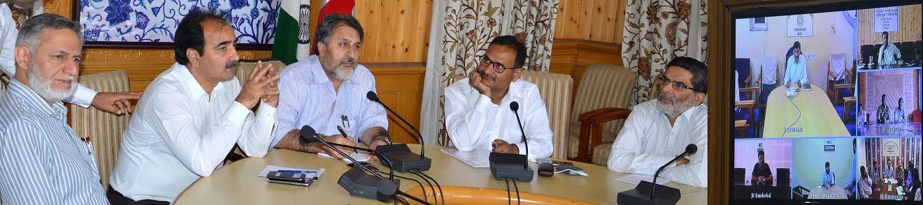 Div Com reviews law and order situation